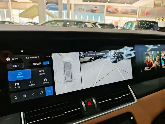 Li Auto ONE — Фото автомобиля 16