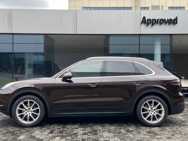 Porsche Cayenne — Фото автомобиля 4