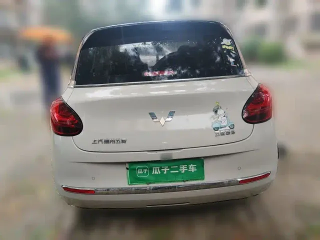 Wuling Bingo — Фото автомобиля 3