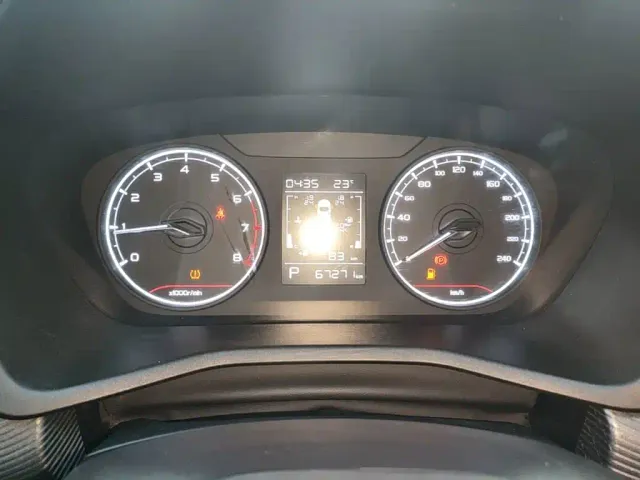 Geely Emgrand — Фото автомобиля 11