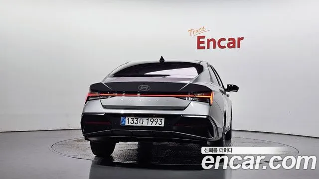 Hyundai Avante CN7 — Фото автомобиля 4