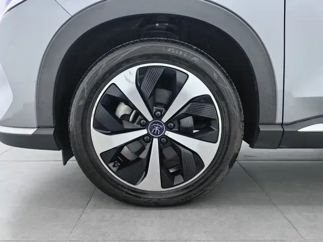 BYD Song PLUS — Фото автомобиля 17