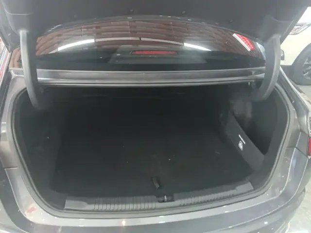 Roewe M7 DMH — Фото автомобиля 18