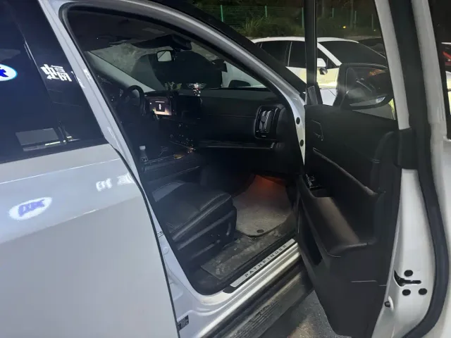 Nissan Terra — Фото автомобиля 7