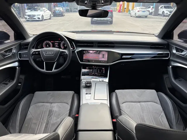 Audi A6L — Фото автомобиля 8