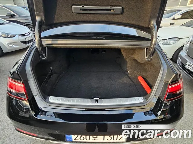 Genesis G90 Бензин 3.5 турбо AWD — Фото автомобиля 20
