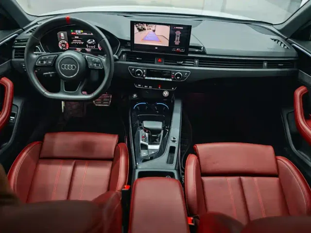 Audi A4L — Фото автомобиля 10