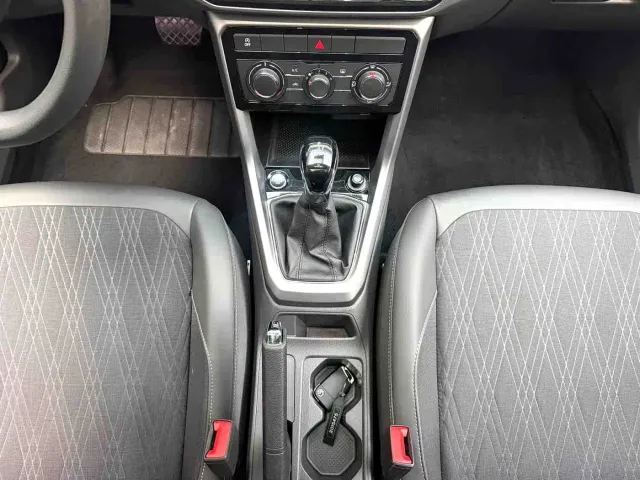 Volkswagen T-Cross — Фото автомобиля 12