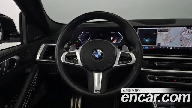 BMW X6 xDrive40i M Sport — Фото автомобиля 13
