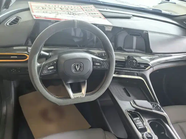 Changan Changan UNI-T 2022 1.5T Flagship — Фото автомобиля 12