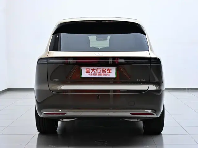 Li Auto L9 — Фото автомобиля 8