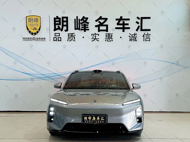 Nio ET5 Touring — Фото автомобиля 2