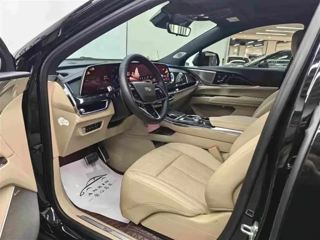 Cadillac XT5 — Фото автомобиля 5