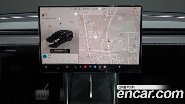 Tesla Model Y — Фото автомобиля 15
