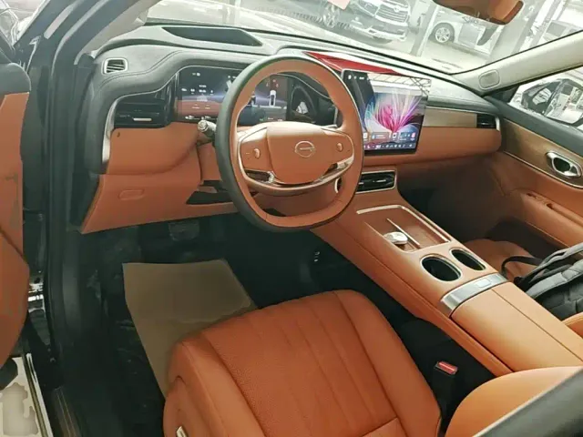 GAC Trumpchi Xiangwang S9 — Фото автомобиля 9