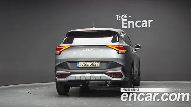 Kia Sportage Sportage 5-е поколение Дизель 2.0 2WD — Фото автомобиля 4