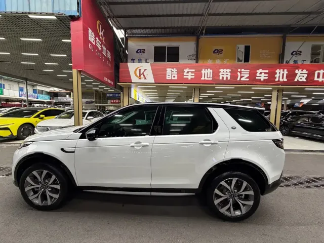 Land Rover Discovery Sport — Фото автомобиля 2