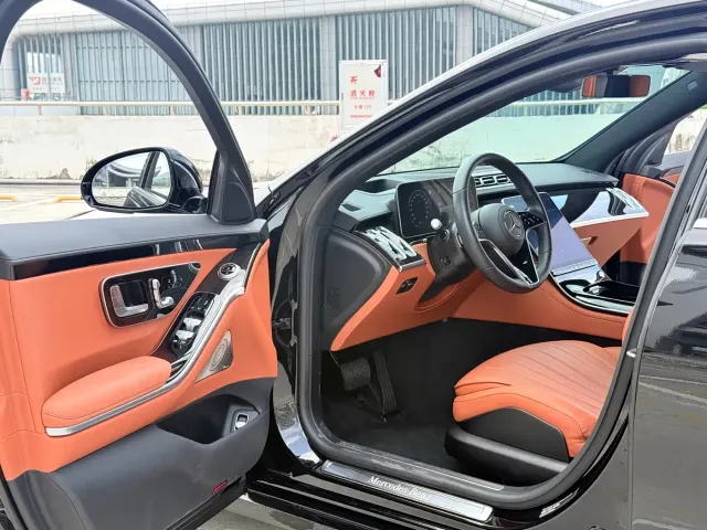 Mercedes-Benz S-Class — Фото автомобиля 4