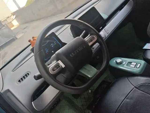 Changan Lumin — Фото автомобиля 15