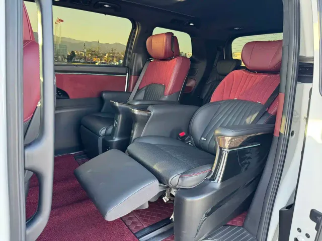 GAC Trumpchi M8 — Фото автомобиля 15
