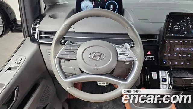 Hyundai Staria Staria 4WD Lounge 7 мест — Фото автомобиля 13