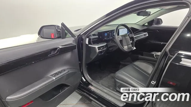 Hyundai Grandeur GN7 — Фото автомобиля 15