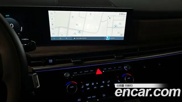 Hyundai Santafe — Фото автомобиля 16