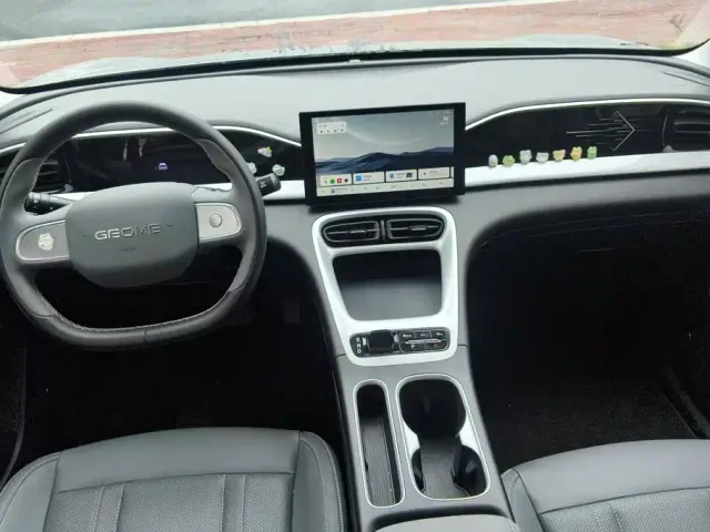 Geely Starry Wish — Фото автомобиля 12