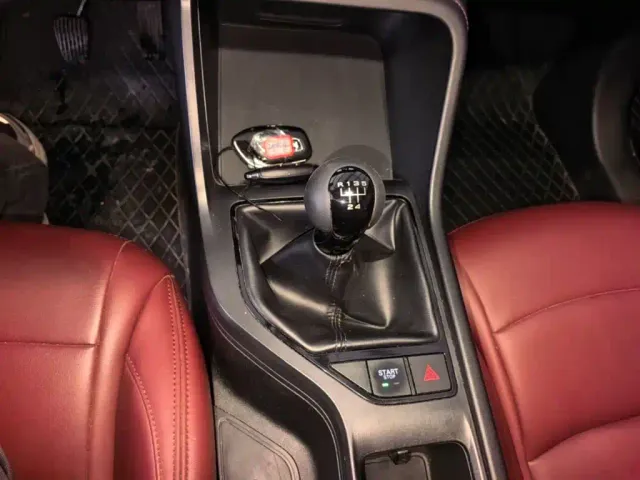 Roewe i5 — Фото автомобиля 13