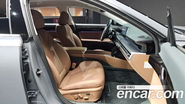Hyundai Grandeur GN7 — Фото автомобиля 18