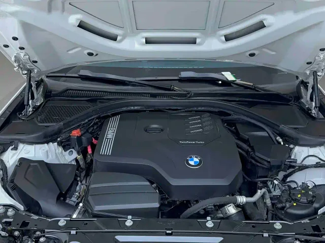 BMW 3 Series — Фото автомобиля 20