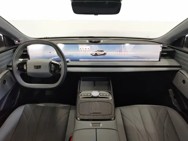 Geely Galaxy E8 — Фото автомобиля 5