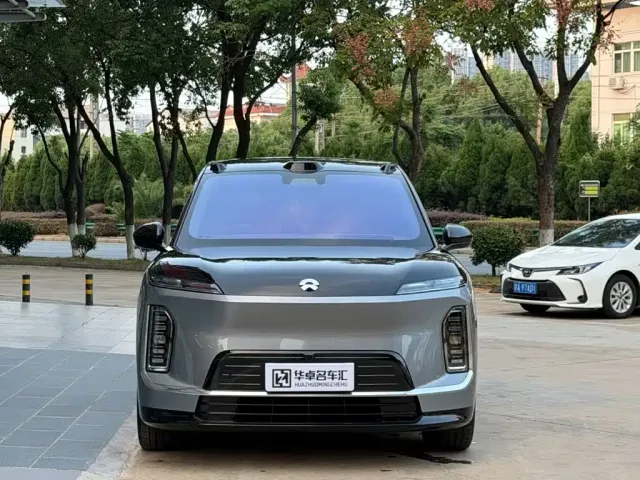 NIO NIO ES9 2026 Base Model — Фото автомобиля 2