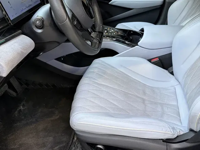 BYD Seal — Фото автомобиля 10