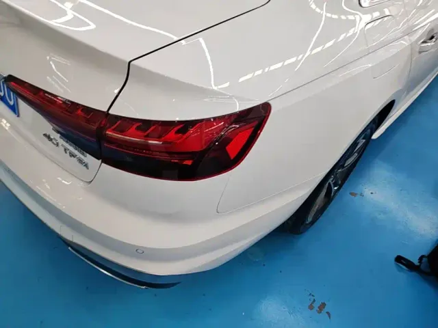 Audi A4L — Фото автомобиля 7