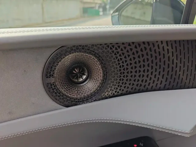 Lotus Emeya — Фото автомобиля 21