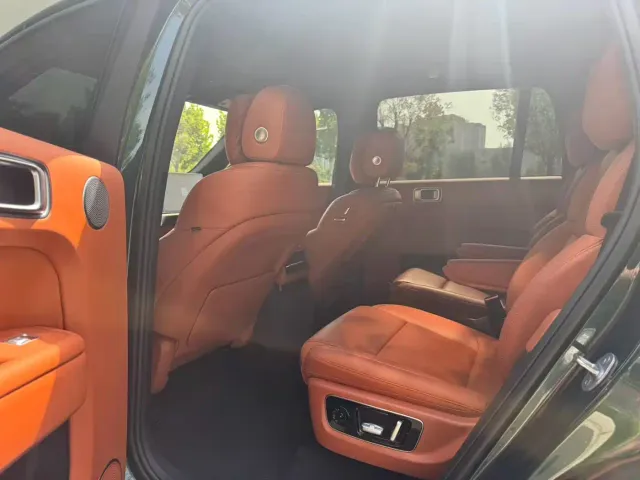 Li Auto Li Xiang L9 2022 Max — Фото автомобиля 26
