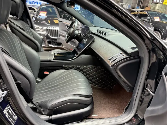 Mercedes-Benz S-Class — Фото автомобиля 18