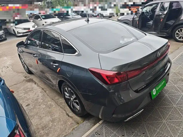 Changan Eado — Фото автомобиля 22