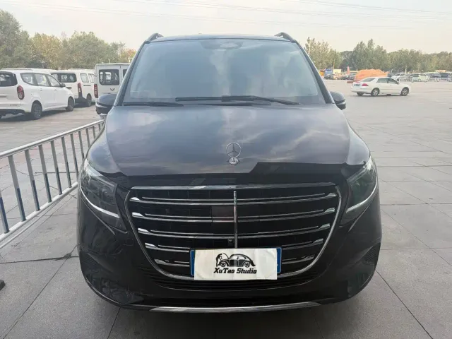 Mercedes-Benz V-Class — Фото автомобиля 4