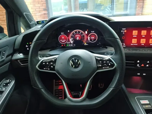 Volkswagen Golf GTI — Фото автомобиля 21