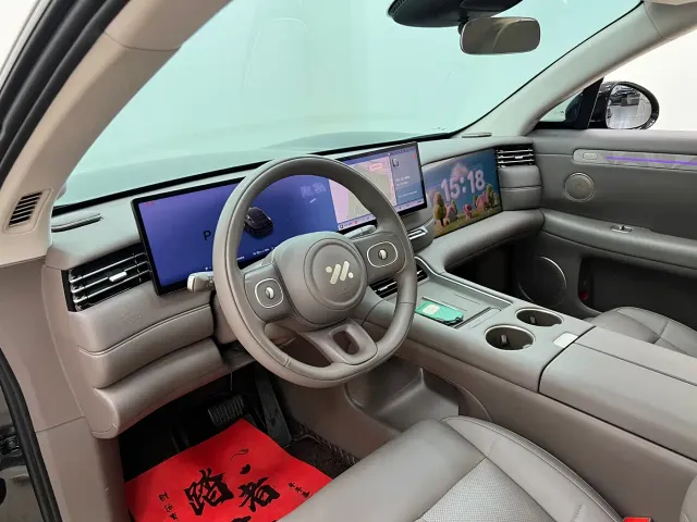 IM Motors LS6 — Фото автомобиля 14