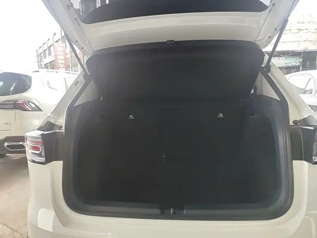 Volkswagen Tharu — Фото автомобиля 18