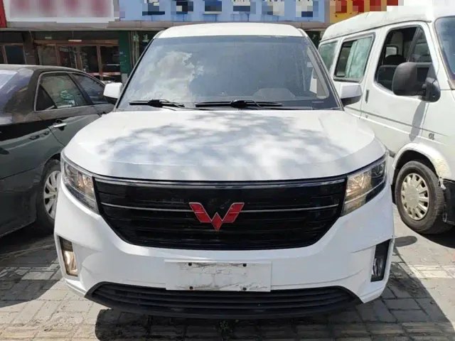 Wuling Zhengcheng — Фото автомобиля 2