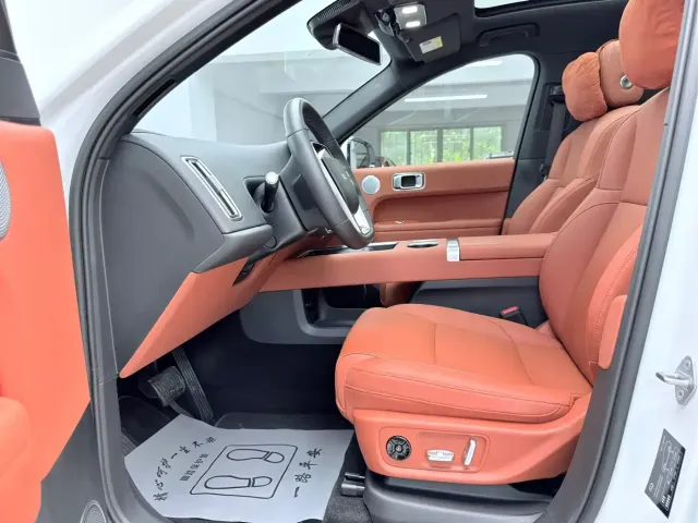 Li Auto L6 — Фото автомобиля 3