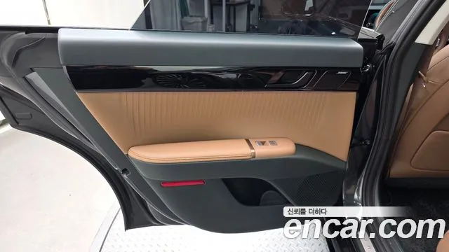 Hyundai Grandeur GN7 — Фото автомобиля 14