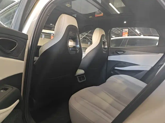 BYD Seal 06 — Фото автомобиля 16