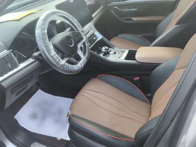 BYD Song PLUS PHEV 2021 DM-i 100KM AWD Flagship PLUS — Фото автомобиля 14