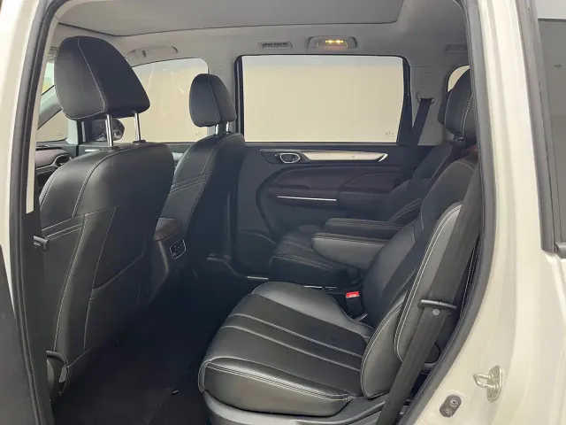 GAC Trumpchi M6 — Фото автомобиля 13