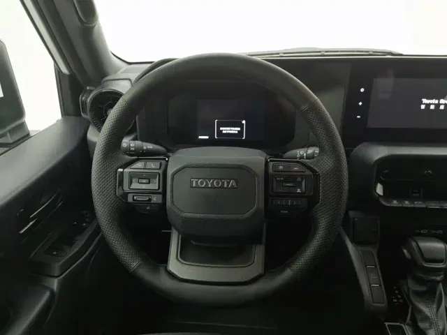 Toyota Prado — Фото автомобиля 11